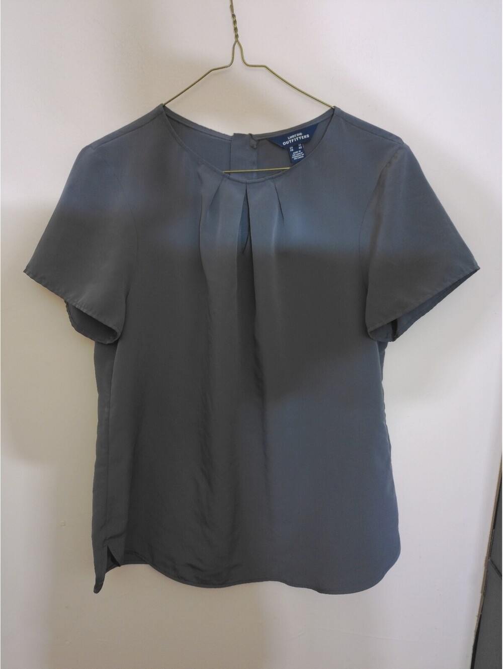 Lands' End Womens Blouse Top Size 8 Gray Short Sleeve Pleated Back Zip